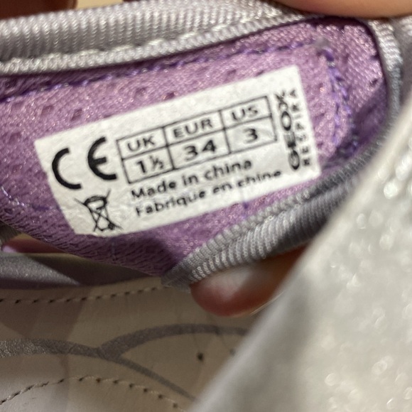 Sandals - Picture 4 of 4